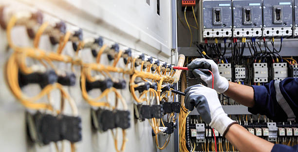 Professional Electrician technician working in Warsaw, IN